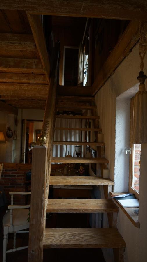 Les Hotes Des Guillemets Laglorieuse Exterior foto